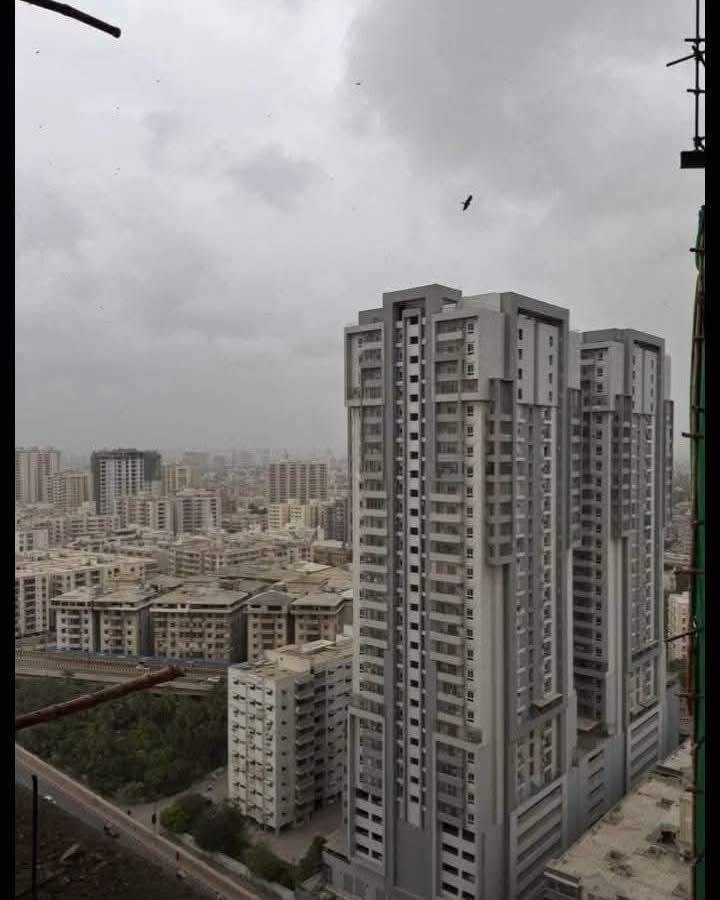 metro tiwn tower_main view